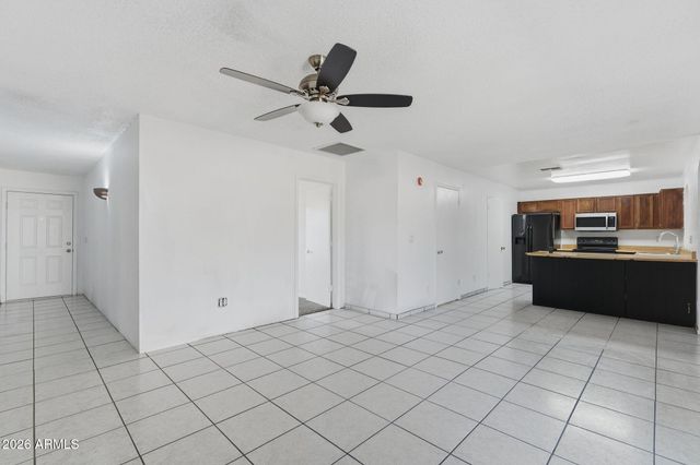 7238 W Canterbury Drive, Peoria, AZ 85345