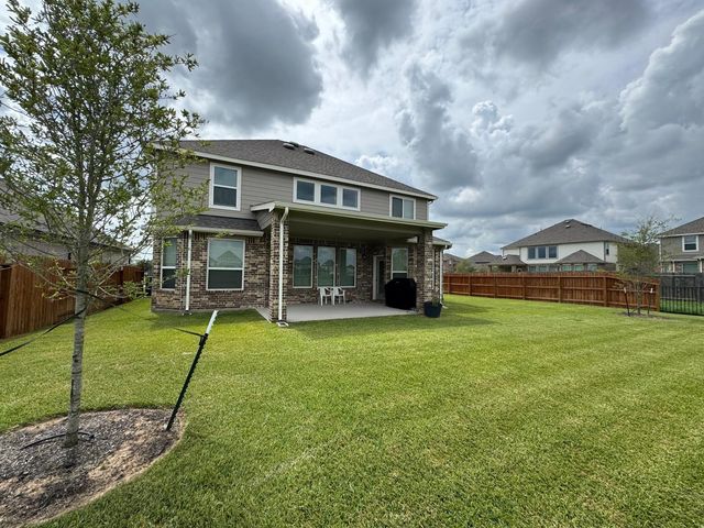 65 Carmel Drive, Manvel, TX 77578