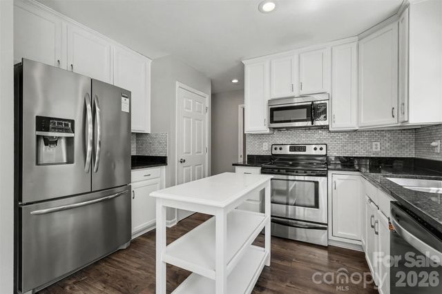 7674 Black Hawk Lane, Tega Cay, SC 29708