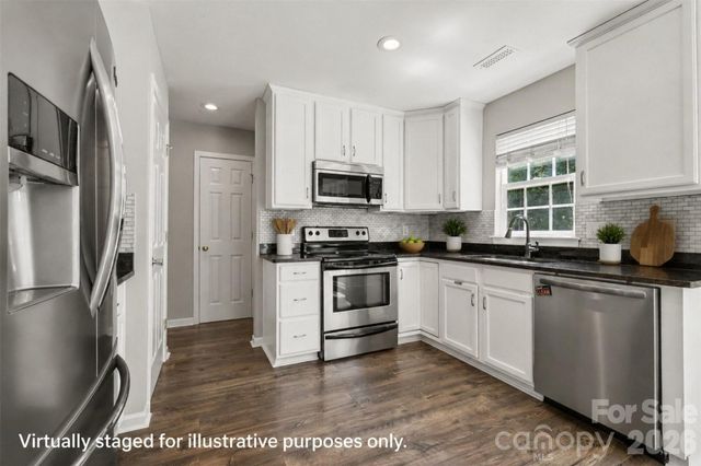 7674 Black Hawk Lane, Tega Cay, SC 29708