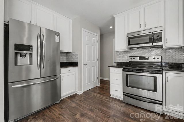7674 Black Hawk Lane, Tega Cay, SC 29708