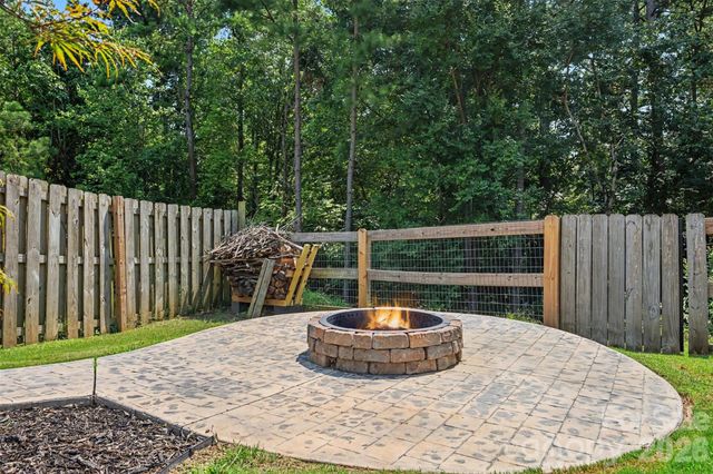 7674 Black Hawk Lane, Tega Cay, SC 29708