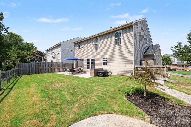7674 Black Hawk Lane, Tega Cay, SC 29708