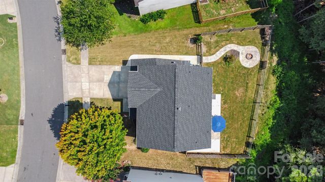 7674 Black Hawk Lane, Tega Cay, SC 29708