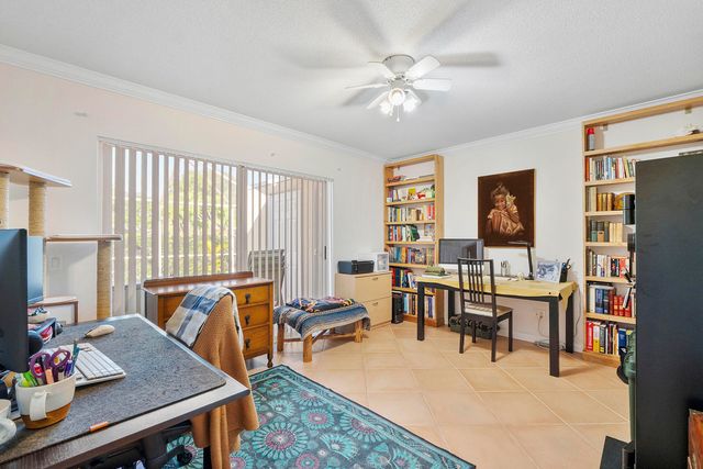 9041 SUN TERRACE Circle A, West Palm Beach, FL 33403