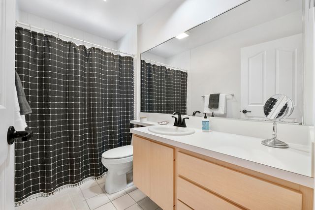 9041 SUN TERRACE Circle A, West Palm Beach, FL 33403