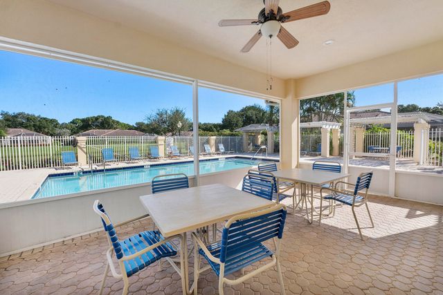 9041 SUN TERRACE Circle A, West Palm Beach, FL 33403