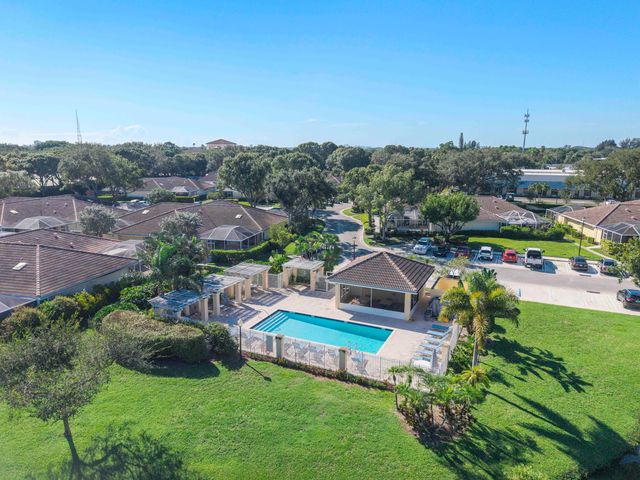 9041 SUN TERRACE Circle A, West Palm Beach, FL 33403
