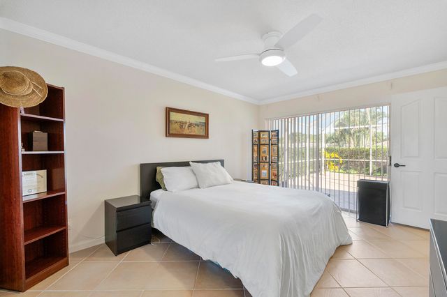 9041 SUN TERRACE Circle A, West Palm Beach, FL 33403