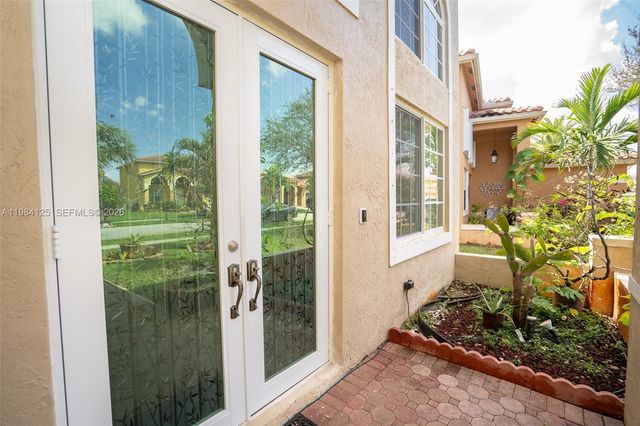 5355 SW 134th Ave, Miramar, FL 33027