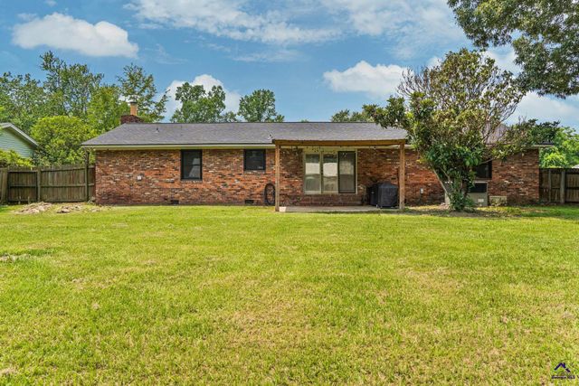 1508 Windsor Road, Perry, GA 31069