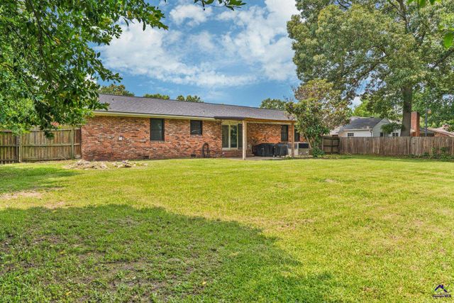 1508 Windsor Road, Perry, GA 31069