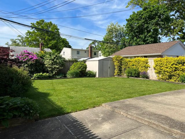 225-20 108th Avenue, Queens Village, NY 11429