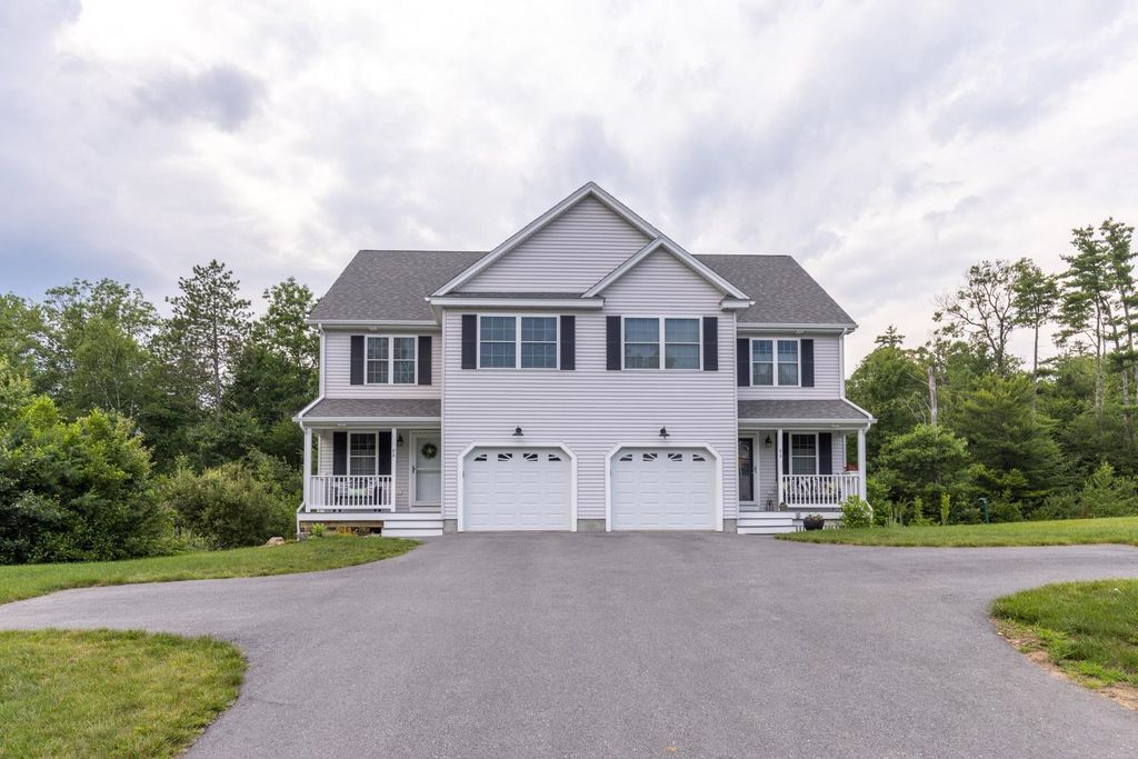 9 Annika Lee Dr # A, Epping, NH 03042