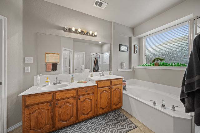 7114 Bickers Drive, Rowlett, TX 75089