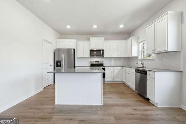 417 Sawmill Trace, Hampton, GA 30228