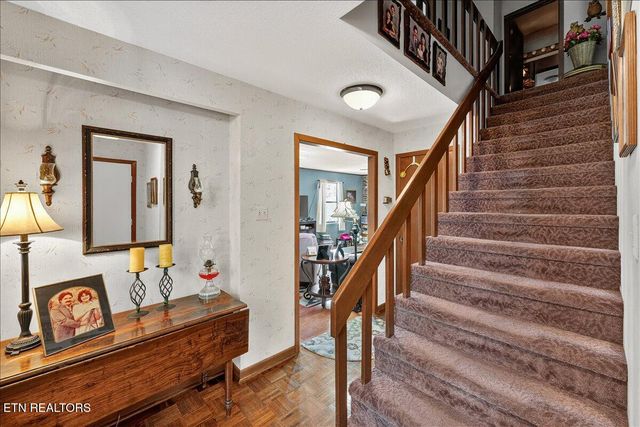 1426 Moorgate Drive, Knoxville, TN 37922