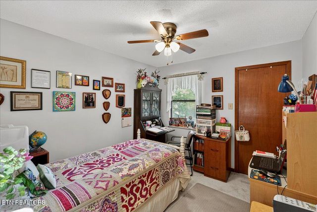 1426 Moorgate Drive, Knoxville, TN 37922