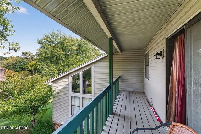 1426 Moorgate Drive, Knoxville, TN 37922