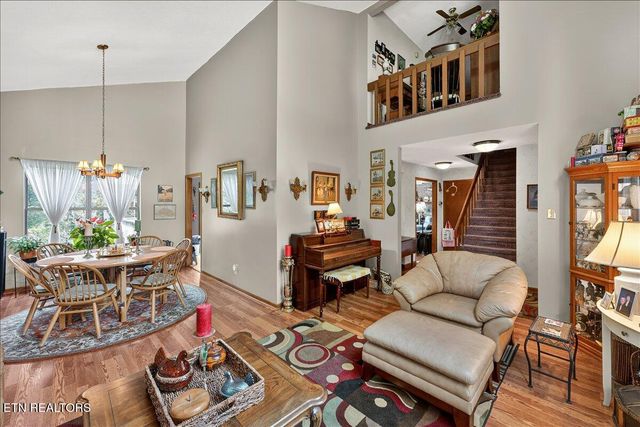 1426 Moorgate Drive, Knoxville, TN 37922