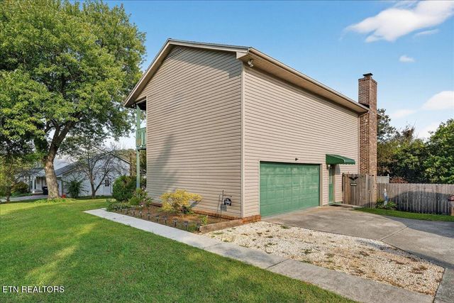 1426 Moorgate Drive, Knoxville, TN 37922