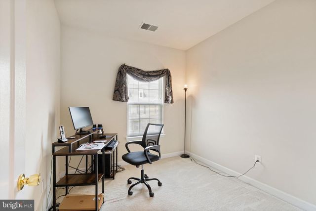 745 COLLINGTON CT, Woodbridge, VA 22191