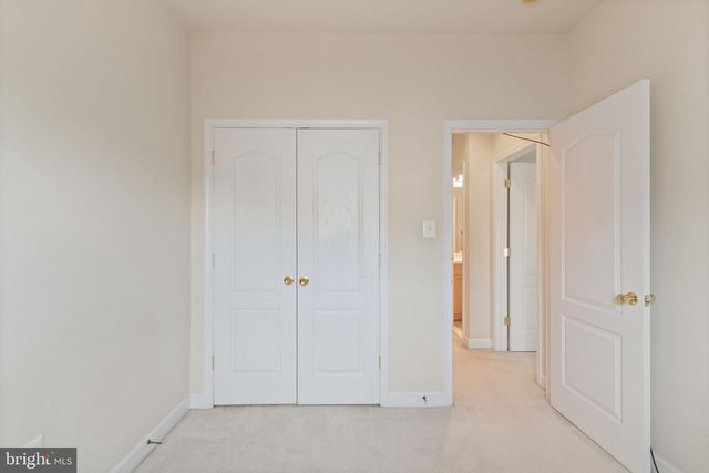 745 COLLINGTON CT, Woodbridge, VA 22191