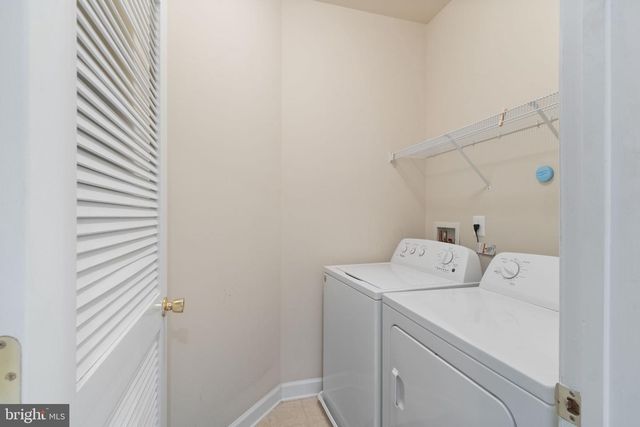 745 COLLINGTON CT, Woodbridge, VA 22191