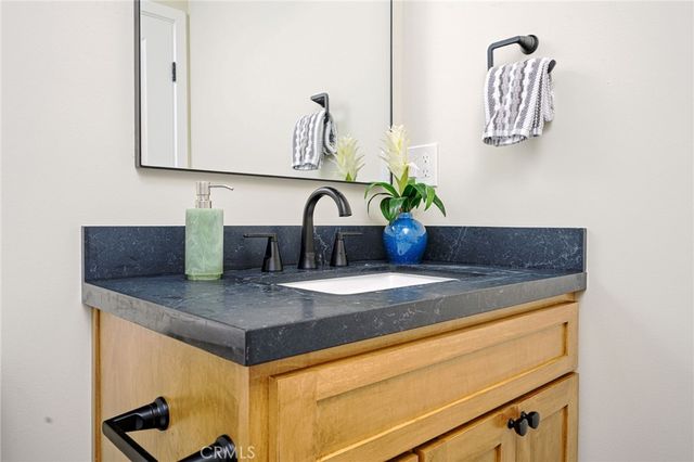 2306 W 180th St, Torrance, CA 90504