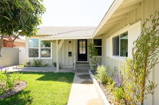 2306 W 180th St, Torrance, CA 90504