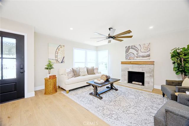 2306 W 180th St, Torrance, CA 90504