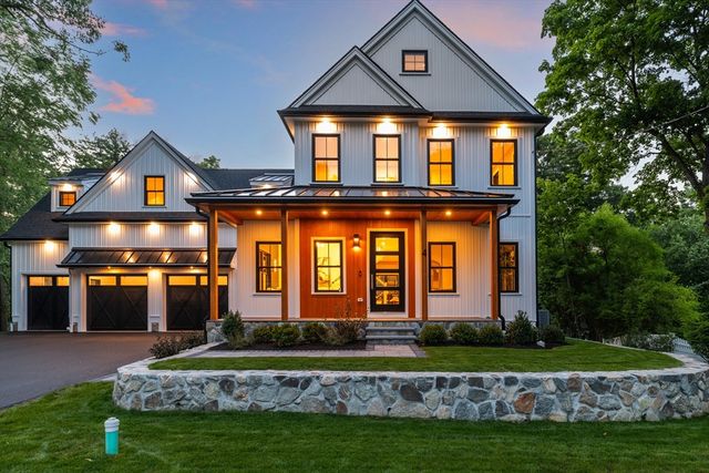 4 Foster Rd, Burlington, MA 01803