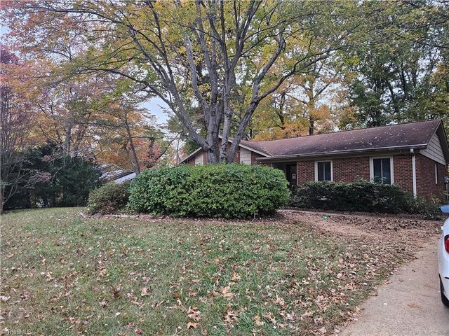 711 Bundaberg Lane, Rural Hall, NC 27045