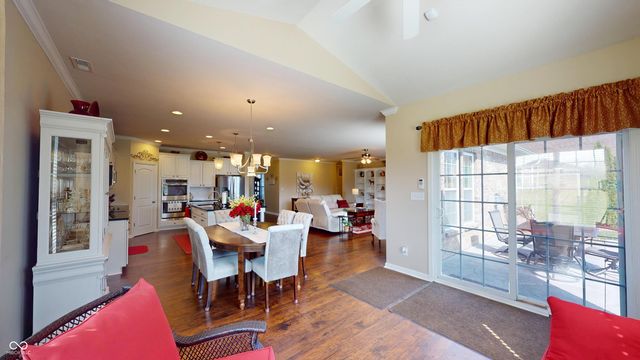 6103 Royal Gate Place, Indianapolis, IN 46237