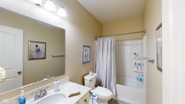 6103 Royal Gate Place, Indianapolis, IN 46237