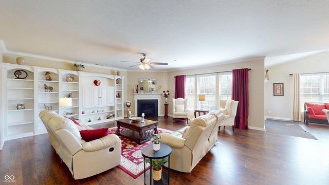 6103 Royal Gate Place, Indianapolis, IN 46237