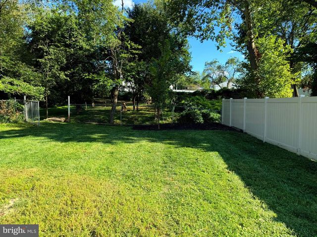 1715 HAZEL AVE, Bristol, PA 19007