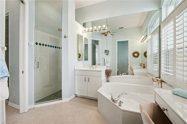 3421 Marbella CT, Bonita Springs, FL 34134