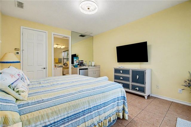 3421 Marbella CT, Bonita Springs, FL 34134