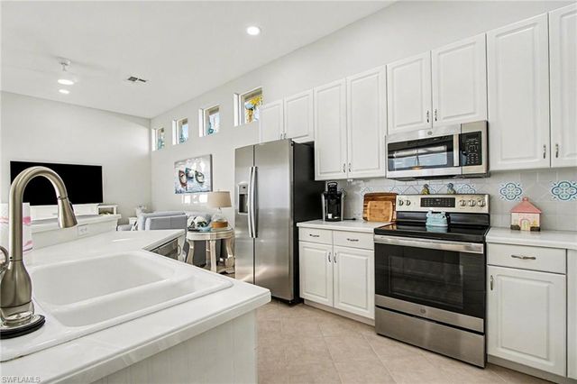 3421 Marbella CT, Bonita Springs, FL 34134