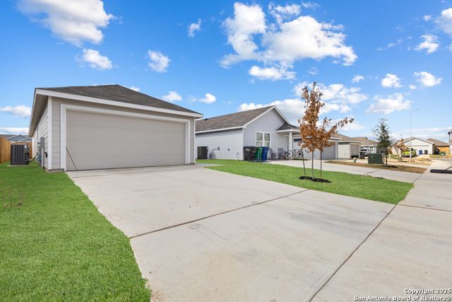 1014 Graham Bend, San Antonio, TX 78221