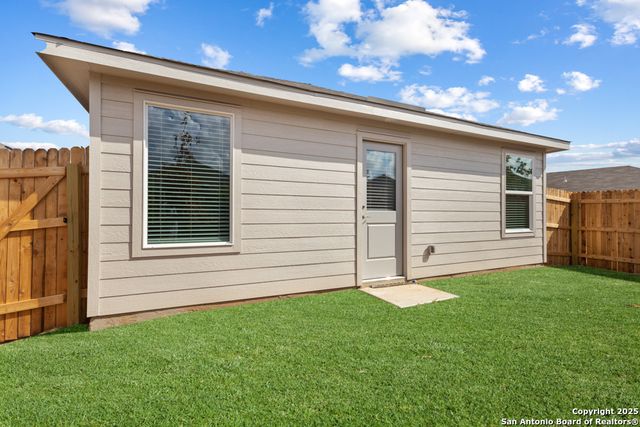 1014 Graham Bend, San Antonio, TX 78221