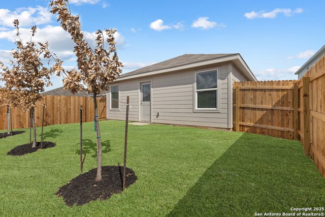 1014 Graham Bend, San Antonio, TX 78221