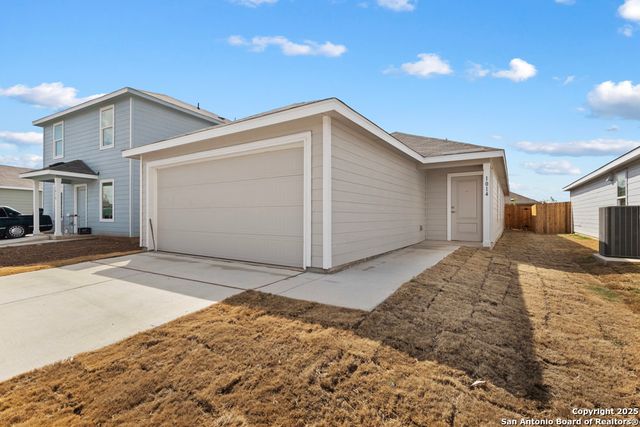 1014 Graham Bend, San Antonio, TX 78221