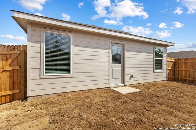 1014 Graham Bend, San Antonio, TX 78221