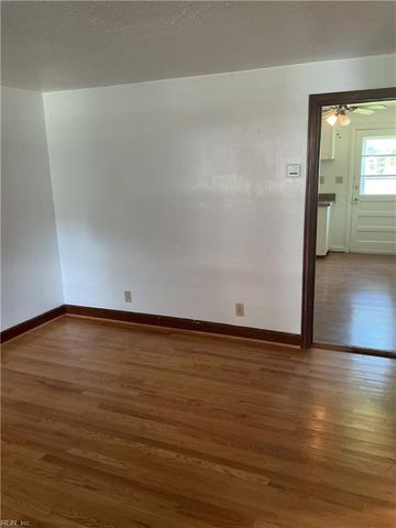 8475 Capeview Cres # B, Norfolk, VA 23503