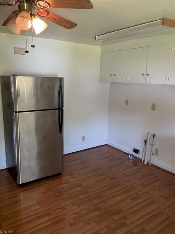 8475 Capeview Cres # B, Norfolk, VA 23503