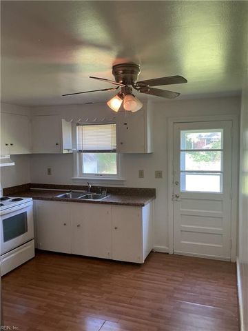 8475 Capeview Cres # B, Norfolk, VA 23503