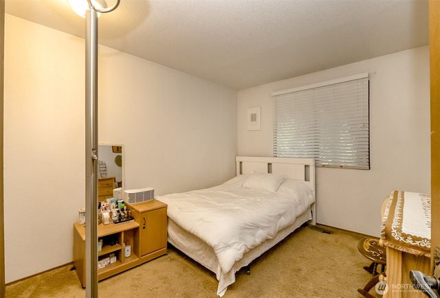 22121 4th Avenue SE, Bothell, WA 98021