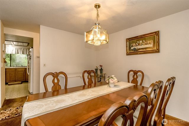 22121 4th Avenue SE, Bothell, WA 98021